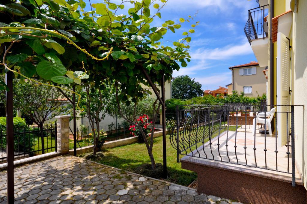 Ana M Apartments Novigrad  Ngoại thất bức ảnh