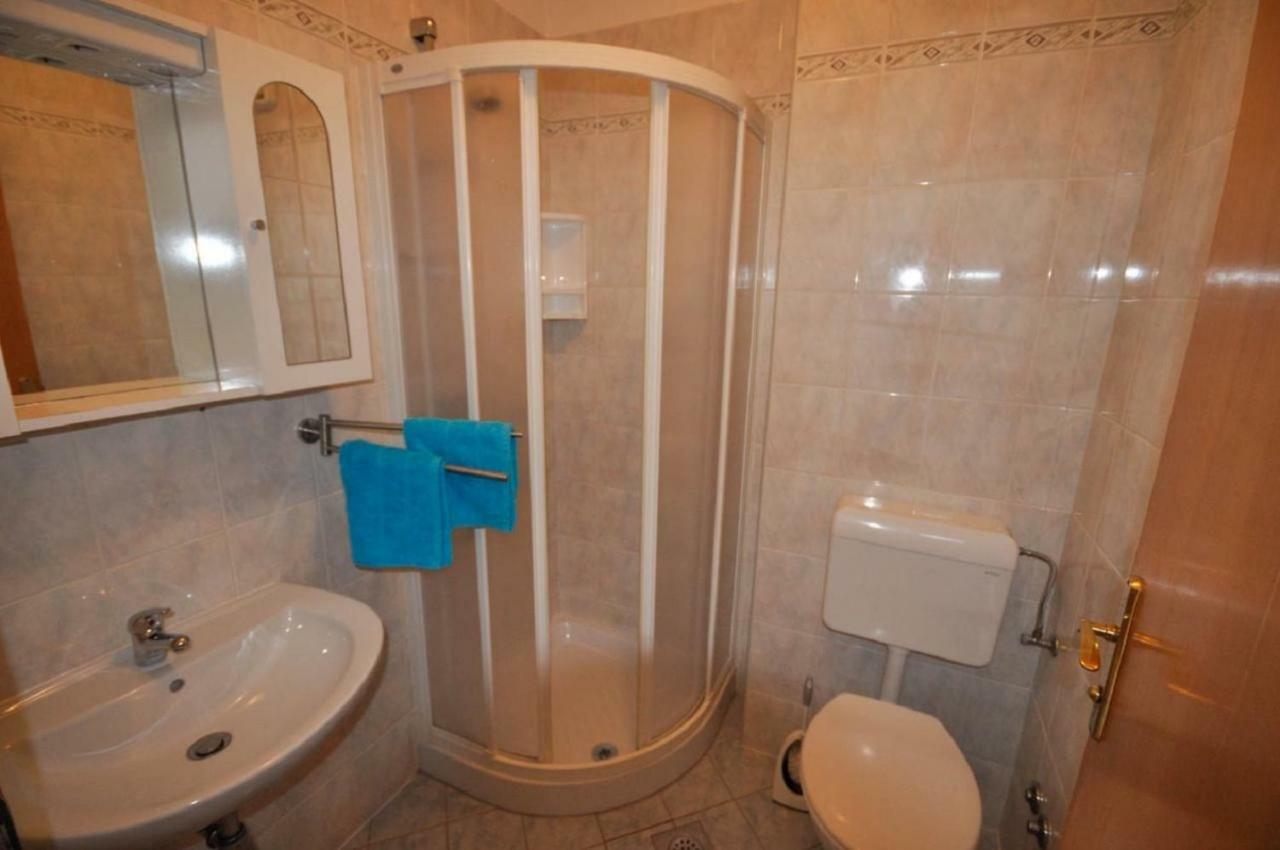 Ana M Apartments Novigrad  Ngoại thất bức ảnh