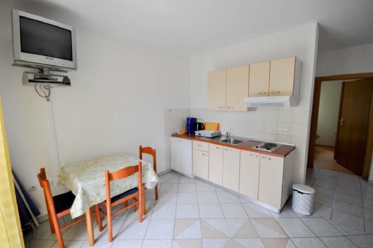 Ana M Apartments Novigrad  Ngoại thất bức ảnh
