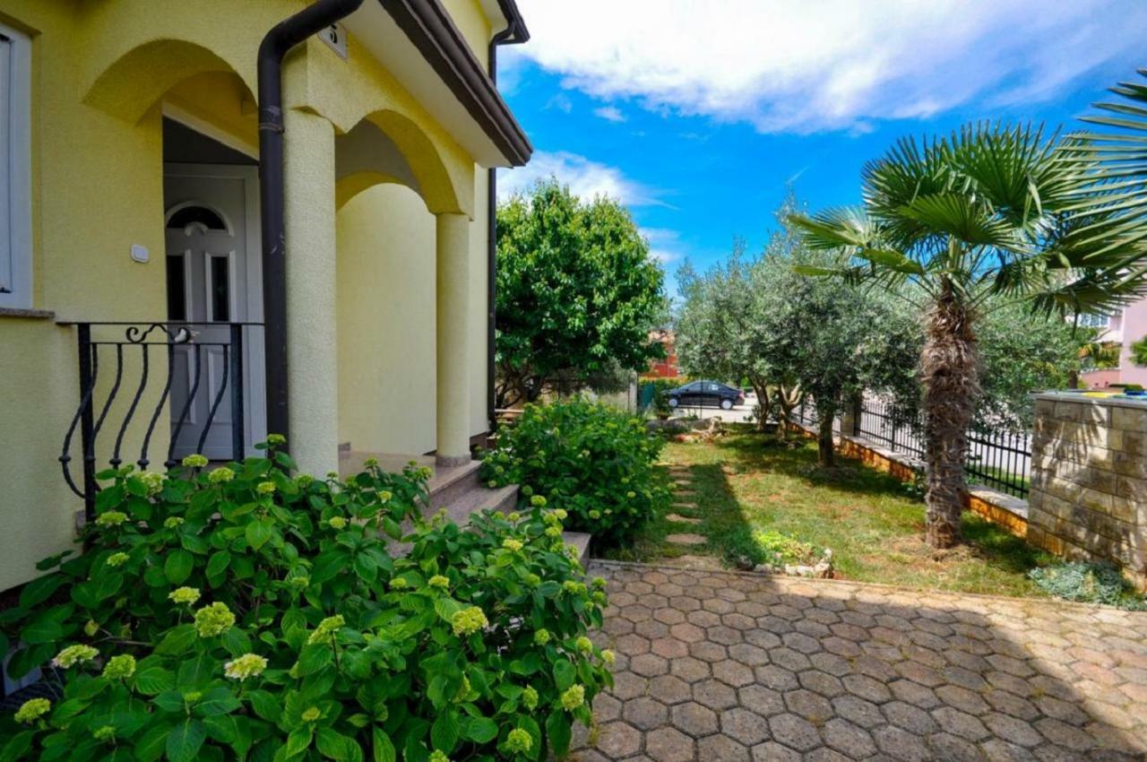 Ana M Apartments Novigrad  Ngoại thất bức ảnh