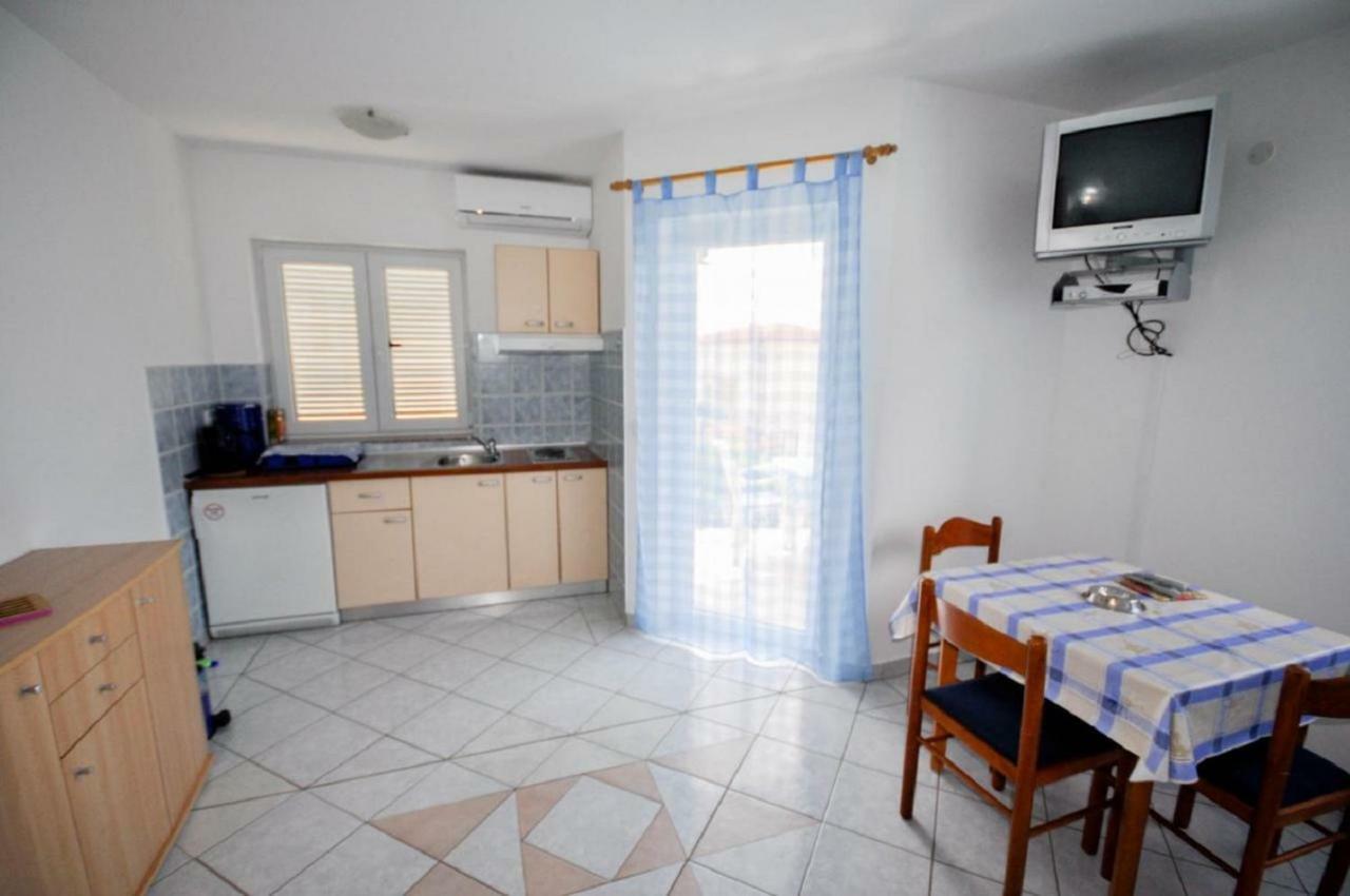 Ana M Apartments Novigrad  Ngoại thất bức ảnh