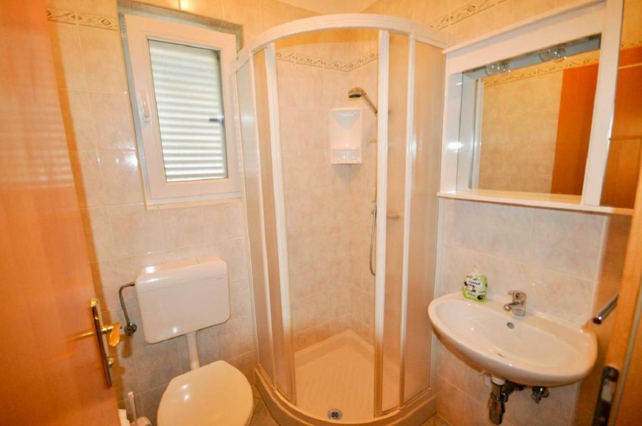 Ana M Apartments Novigrad  Ngoại thất bức ảnh