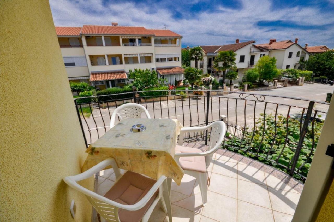 Ana M Apartments Novigrad  Ngoại thất bức ảnh